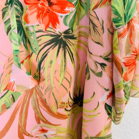 J.Jill Pink Floral Tunic Top Size Medium PETITE Bell Sleeve Tropical Boho Beach - Picture 9 of 14